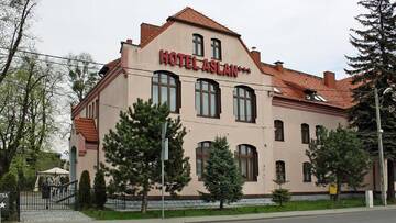 Фотографии Отель Hotel Aslan г. Тарновске-Гуры (Польша) №1 Фото Отель Hotel Aslan г. Тарновске-Гуры 1