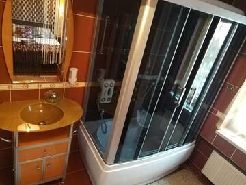 Фото номера Двухместный номер с 1 кроватью и собственной ванной комнатой Отель Motel DRABEK г. Тарновске-Гуры 2