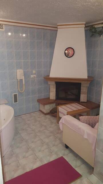 Фото номера Двухместный номер с 1 кроватью и гидромассажной ванной Отель Motel DRABEK г. Тарновске-Гуры 2